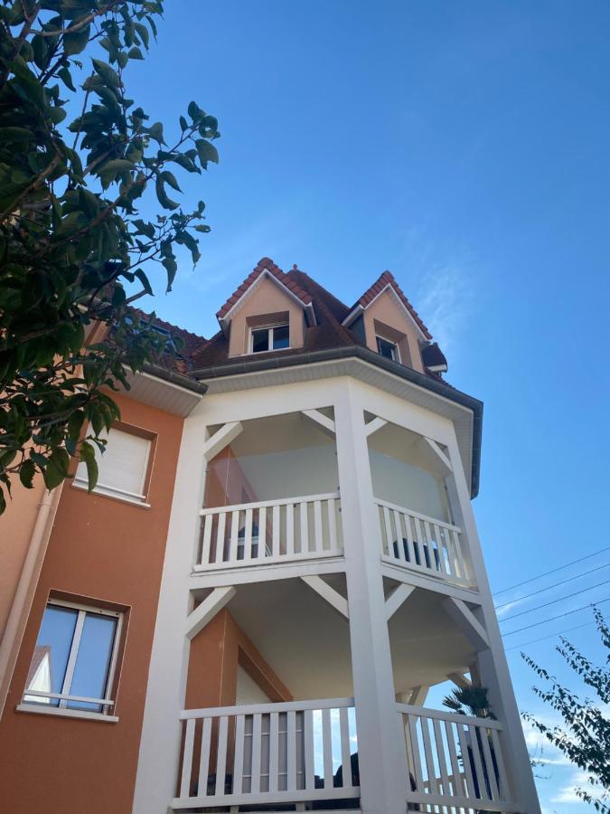 Le Clos Luce Cucq Dış mekan fotoğraf